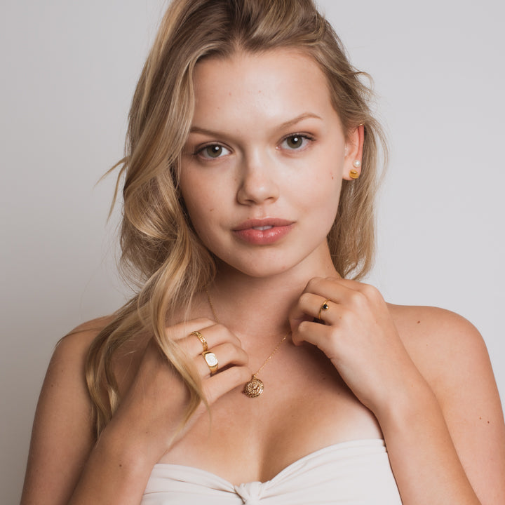 Alex Signet Ring